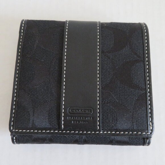 💕💕HP💕💕Coach Signature Mini Wallet, Black - NWT - Picture 2 of 16